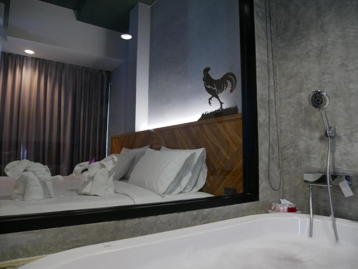 Ou Hotel Phitsanulok Eksteriør billede