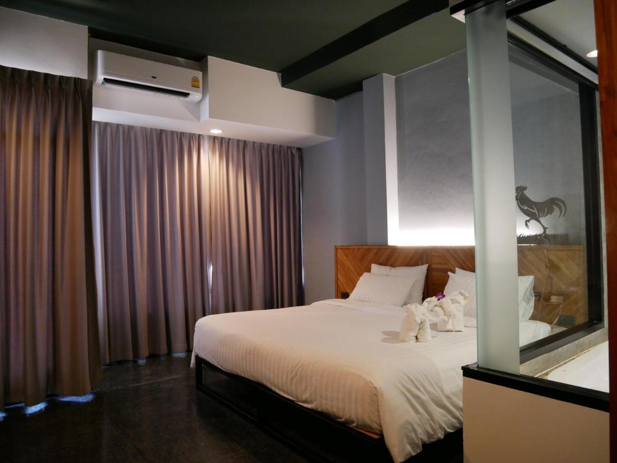 Ou Hotel Phitsanulok Eksteriør billede