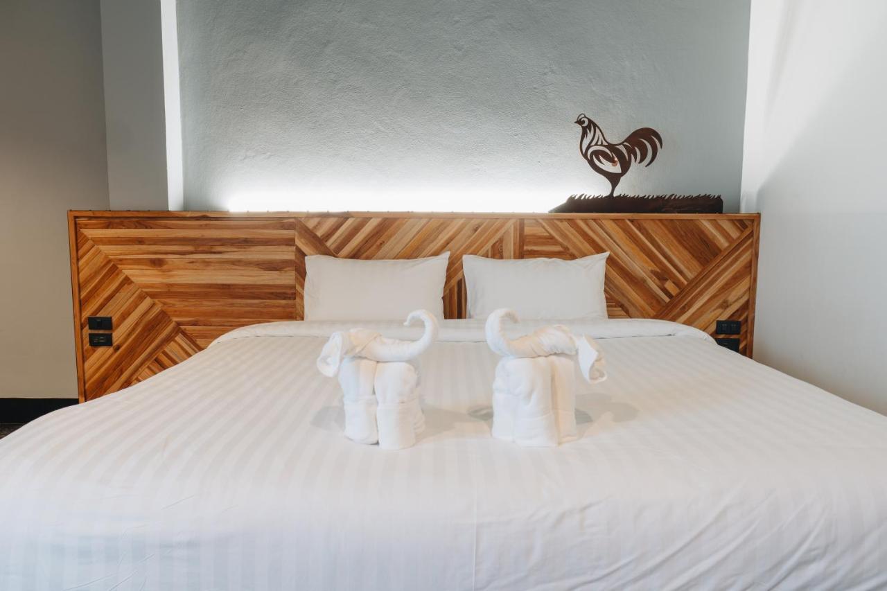 Ou Hotel Phitsanulok Eksteriør billede